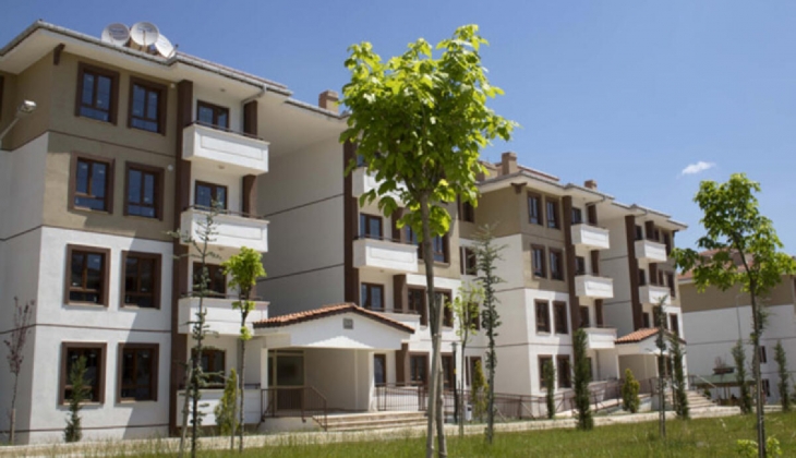 Orta ve dar gelirlilere TOKİ'den konut müjdesi! Aylık 2 bin 581 TL'ye taksitle isteyen herkesi ev sahibi yapacak fırsat!