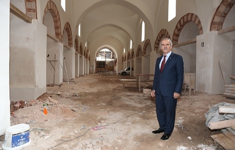 Bursa Tarihi Kapalı Çarşı'daki 121 dükkan restore edildi!