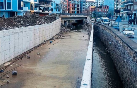Karşıyaka Bostanlı Deresi üzerinde yapılan 4 köprü ne zaman açılacak?