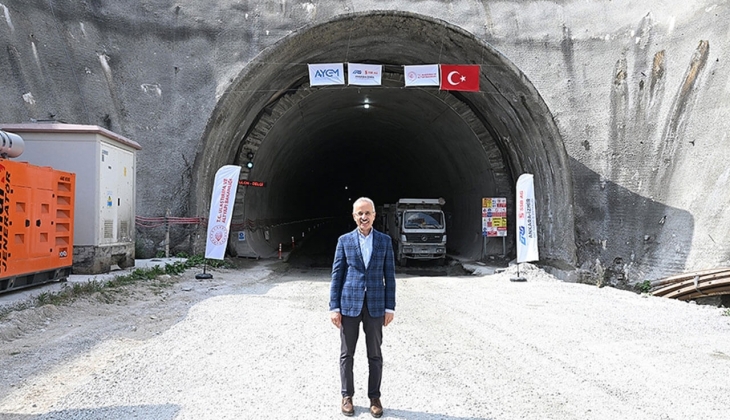 Ankara-İzmir Hızlı Tren Hattı 2027'de açılıyor! Bakandan son dakika müjdesi: 1 yıl erken tamamlanacak! 