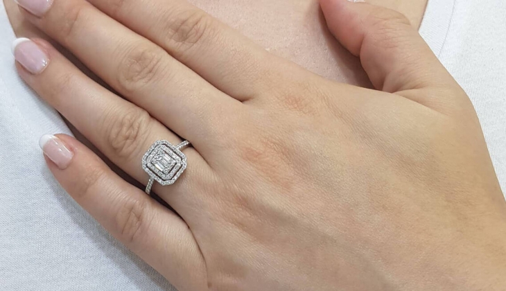 Lova Pırlanta da yüzde 55 e varan indirim! Baget, tamtur, tektaş ve beştaş pırlanta yüzük almak isteyenler dikkat!