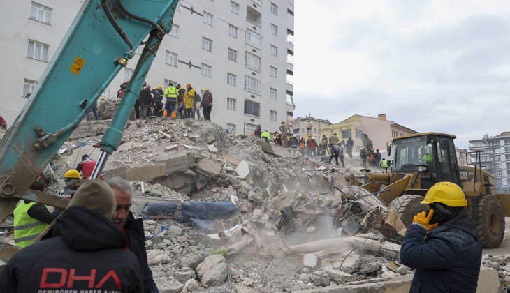 İstanbul da deprem göçü: Megakenti terk edenlerin sayısı 20 yılın zirvesinde!