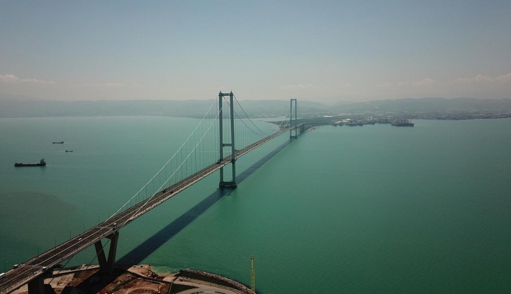 İzmit körfezinde ne oldu? Neden turkuaz renginde?