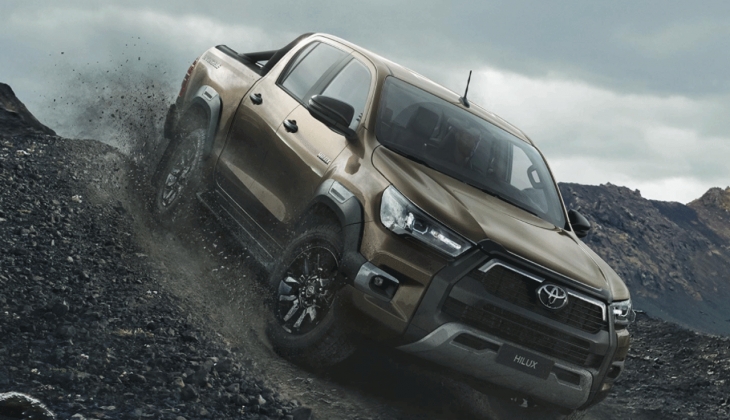 Toyota Hilux tan akıl almaz fiyatlar! İşte 2022 Mart fiyat listesi!