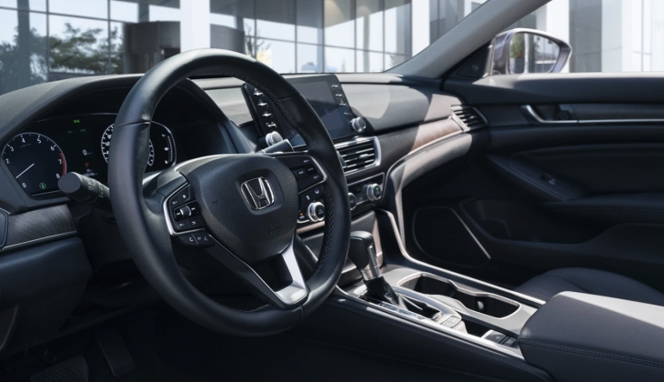 Honda Accord un 10 uncu nesli ‘Zaman tanımaz’ sloganıyla yollarda. İşte Accord’un 26 Nisan 2022 güncel fiyat listesi...