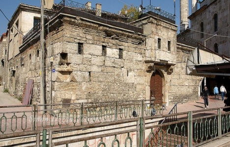 Bolu Aşaağı Taşhan 10 yıllığına kiralanacak!