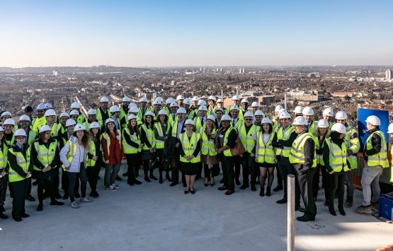 Antyapı nın Londra daki Apex House projesi yapısal olarak tamamlandı!