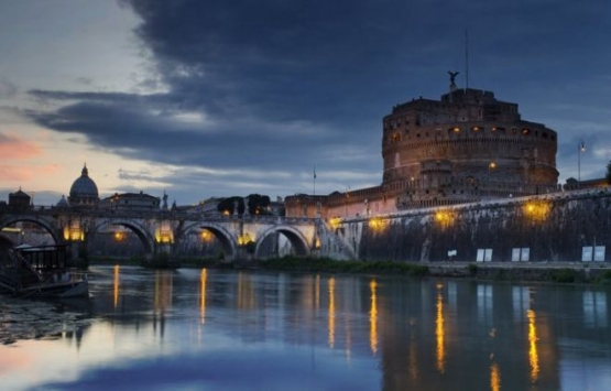 Roma bir kez daha çöküyor!