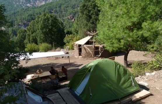 O evi görenler şok oldu! 1500 TL ye hayalindeki evi yaptı!