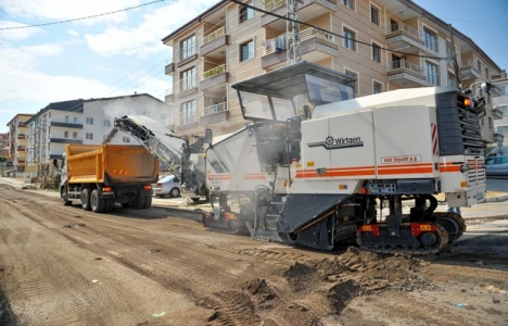 Altındağ'da asfalt çalışmasıyla sokaklar yenileniyor!