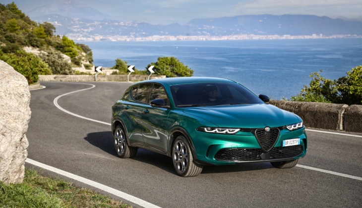 Alfa Romeo Tonale Plug-in Hybrid Q4 2023 fiyat listesi; Gelecek yeniden şekilleniyor