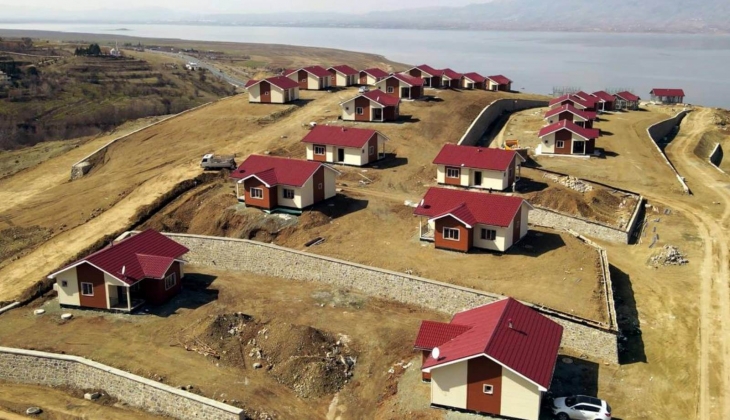 TOKİ ilk evim arsa projesi Meclis gündeminde! İki yıl geçmesine rağmen arsalar sahiplerine teslim edilmedi!