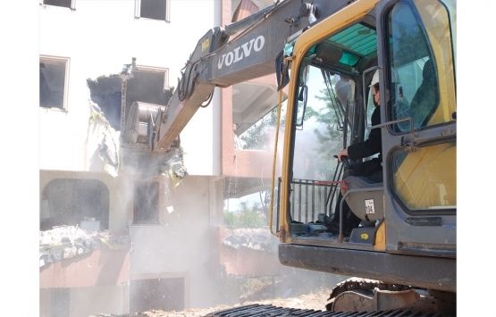 Tuzla Tıp Kent Sitesi ndeki 2 blok yıkılıyor!