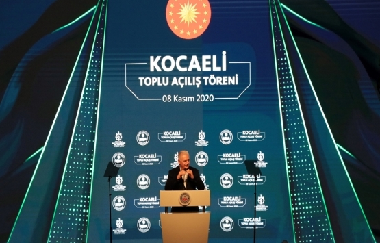 Binali Yıldırım: İzmir'deki konutlar 1 yıl dolmadan sahiplerine teslim edilecek!