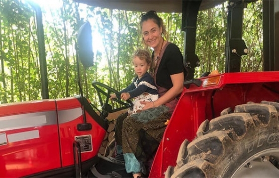 İsmail Hacıoğlu da köyden ev aldı!