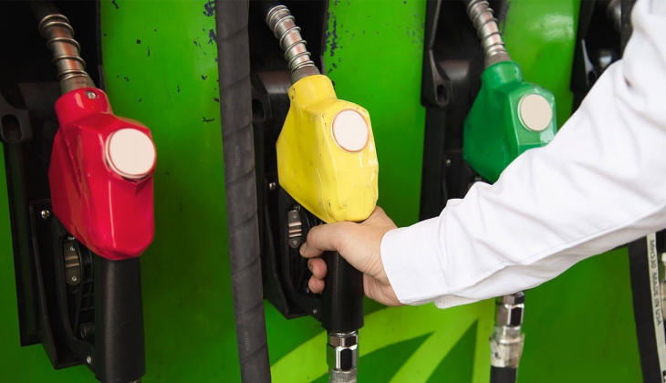 Ucuz petrol sayesinde akaryakıt fiyatları düşürebilir! İşte o öneriler...