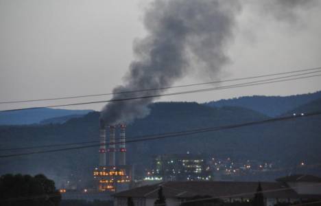 Yatağan Termik Santrali'nden salınan siyah duman endişeye neden oldu!