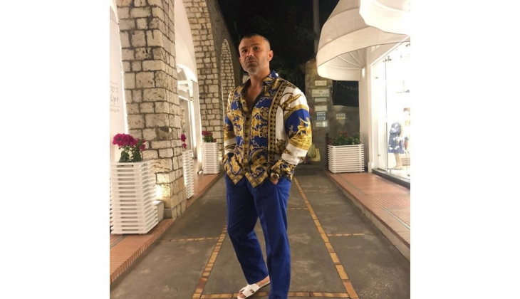 Ünlü iş adamı 60 bin TL ye oturan kiracısını hava parası vererek çıkardı! Evinin yeni kira bedeli ise dudak uçuklattı