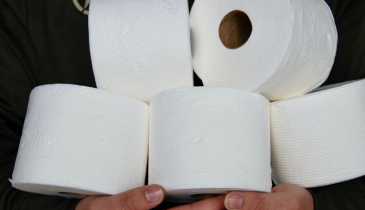 O markette fiyatlar dibi gördü! Tuvalet kağıdında damping yaptı