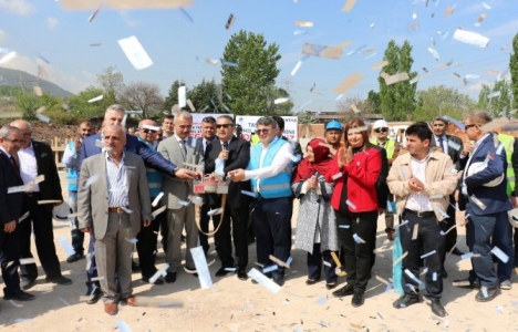 Ege'nin en büyük taş üretim merkezinin temeli atıldı!