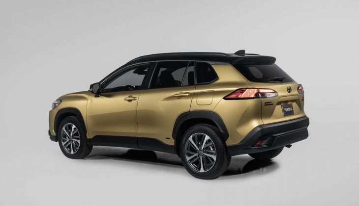 Almak isteyenler elini çabuk tutsun! Bu fırsat kaçmaz! İşte Toyota Corolla Cross Hybrid, 25 Aralık 2022 fiyat listesi...