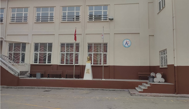 Tarihi Altıeylül Ortaokulu’nu yıkma planı Danıştay’a takıldı!