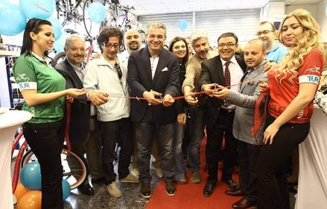 Karşıyaka Bisiklet Evi renkli bir açılışla hizmete girdi!