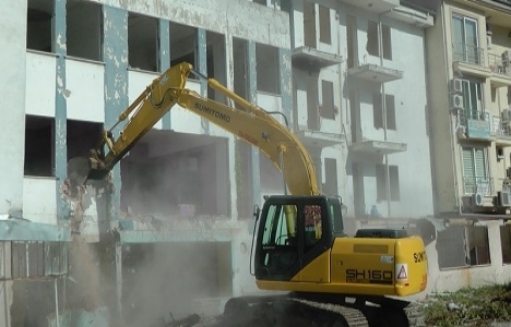 fethiye sarhoş binalar yıkılıyor
