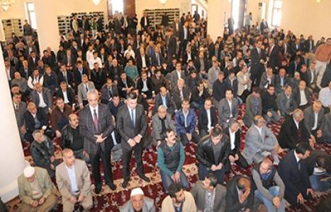Mardinli işadamı Sadık Yay adına yaptırılan cami açıldı!