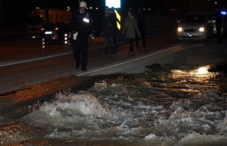 Eskişehir'de şebeke suyu borusu patladı!