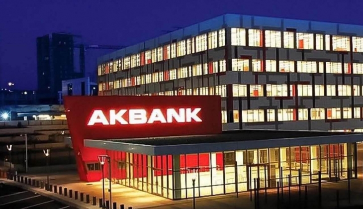 AKBANK emeklilerin yüzünü güldürecek! Bu fiyatı duyanlar zil takıp oynayacak!