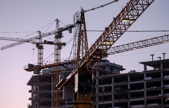 Türk müteahhitleri 11 ayda 10.4 milyar dolarlık proje üstlendi!