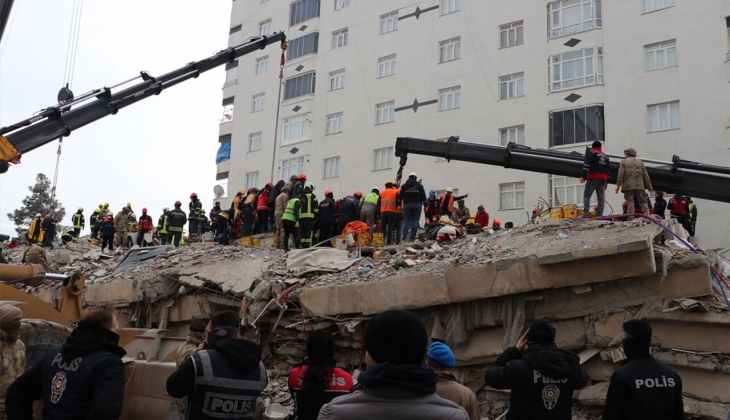 İstanbul daki binaların yüzde 70 i 1999 dan önce yapıldı: 7.5 şiddetli depremde 491 bin bina hasar görecek!