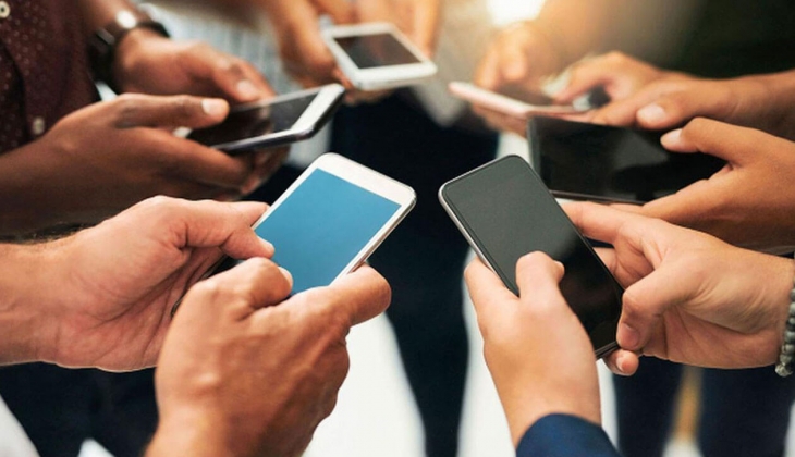 Herkesi üzen karar iptal edildi! Akıllı telefonlara zam yok