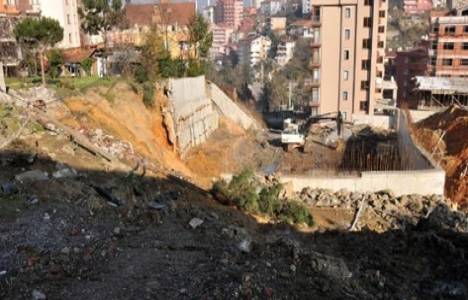 Zonguldak'ta göçük nedeniyle 3 apartman tahliye edildi!