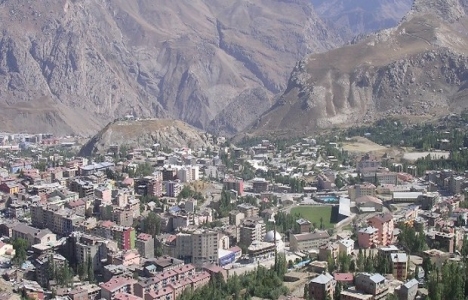 Yüksekova'daki bazı bölgeler riskli alan ilan edildi!