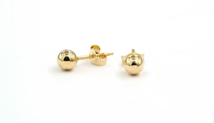 Altın çocuk küpeleri ne kadar? Altın çocuk küpe fiyatı kaç TL? 6 Ocak 2023 Elizi fiyat listesi