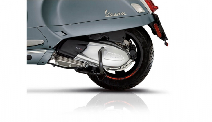 Gerçek bir şampiyonun motoru Vespa Sei Giorni 300 12 Ekim 2022 fiyat listesi!