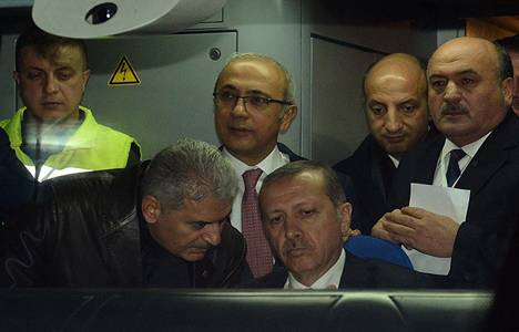 Başbakan Erdoğan Ankara-İstanbul YHT test sürüşüne katıldı!