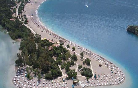 Fildişi'ndeki arsa sahipleri Türk müteahhitlerine olumlu yaklaşıyor!