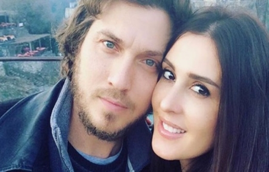 Mete Okay İnan Ebru Destan