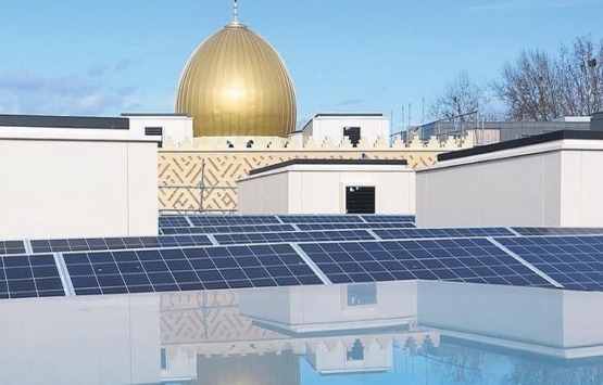 Cambridge Camisi'ni ibadet için hazır!