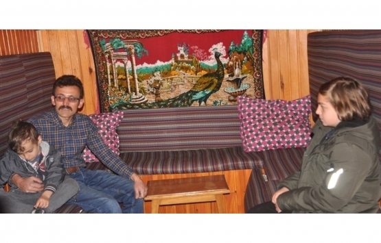 Koronavirüsten korunmak için kamyonu eve dönüştürdü!