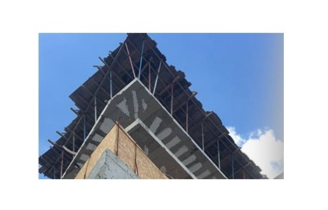 İzmit Doğan Mahallesi'ndeki inşaat tehlike saçıyor!