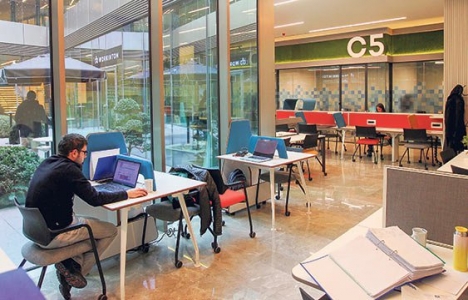 Ofis kafeler serbest çalışmak isteyenlere alternatif sunuyor!