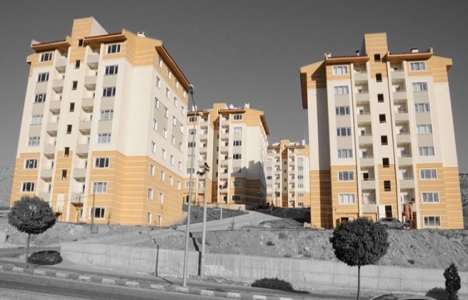 Ak Partili vekil ve başkan Tunceli TOKİ konutlarını iade ediyor!