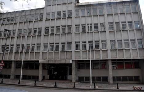 İzmit'te orduevi misafirhanesinin yıkımına başlandı!