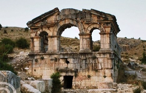 Adana Şar Antik Kenti ziyaretçilerini bekliyor!