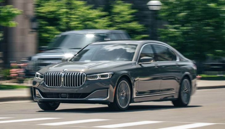 BMW 7 Nisan ayında zamlandı mı? İşte 14 Nisan 2023 fiyat listesi