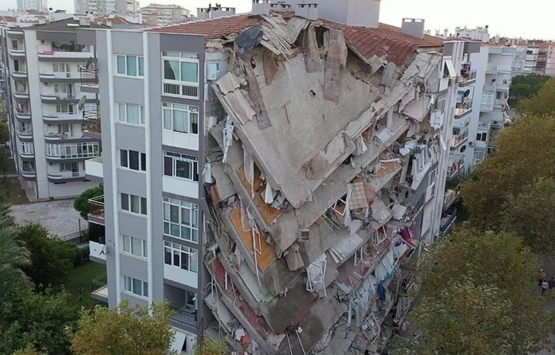 İzmirli depremzedeler kredi için imza bekliyor!